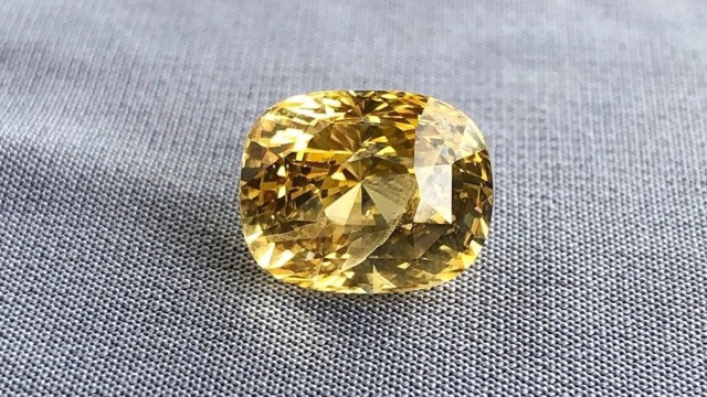 Best Gemstone for Guru Mahadasha